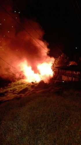 Incendio en antiguo barrio Tiribitabara