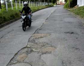 Se quejan de obras en Salamina