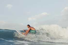 El mar y sus olas, la combinación para exigir la capacidad de Simón Salazar.