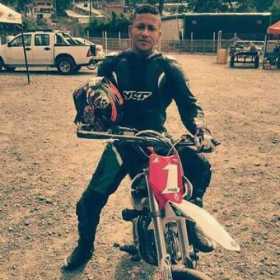 Edwin Antonio Vargas Vélez era graduado del Sena, en donde se especializó en soldadura. Trabajaba en una empresa ubicada en Malt