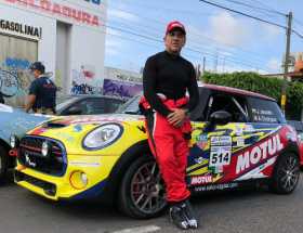 Este es el carro con el que competirá el caldense Julián Jaramillo en la edición 31 de la Carrera Panamericana.