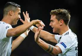 Cristiano Ronaldo y Paulo Dybala, protagonistas ayer en la anotación de la Juventus.