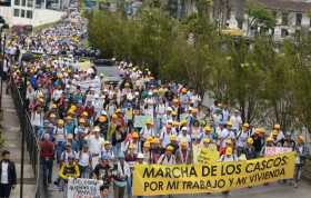 Marcha en defensa de la construcción