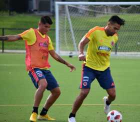 Jorman Campuzano (izq.), quien fue llamado por primera vez a la Selección, junto al experimentado Falcao García.