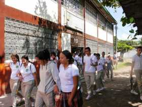 Los alumnos del colegio Monseñor Alfonso de los Ríos del corregimiento de Arauca (Palestina) están próximos a cambiar de sede.