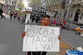 Los sindicatos argentinos protestaron el martes contra la política económica del Gobierno de Macri.