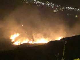 Emergencia en Cali por incendio en el cerro Cristo Rey