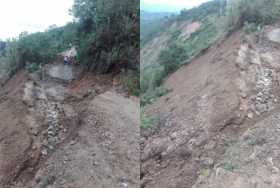 Estudiantes, profesores y campesinos están afectados por el mal estado de la vía. 