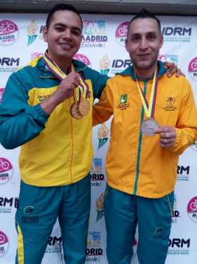Jeison David Mendieta y Sebastián Calle, medallistas en Madrid (Cundinamarca). 