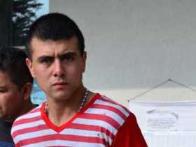 Rave aceptó que le pegó  29 puñaladas a su amigo: el poeta de Palestina