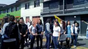 Estudiantes en Padua (Tolima) bloquean vía Manizales-Fresno 