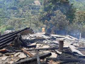 Incendio en vivienda de vereda de Anserma.