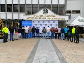 Foto | LA PATRIA Los 16 detenidos. Operativo entre Sijín, CTI y Fiscalía. 