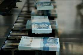 6% aumenta el salario mínimo en Colombia, queda en $980 mil 