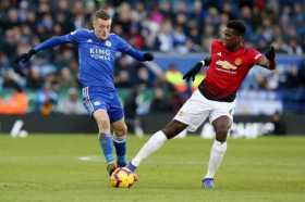 Paul Pogba (rojo), francés figura del Manchester United. Su equipo se enfrenta esta tarde al PSG en el inicio de los octavos de 