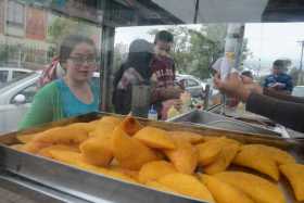 La empanada: patrimonio gastronómico y motor de causas populares 