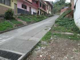 Subida a las Guacas, sitio del asesinato en Riosucio.