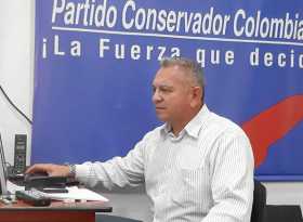 Frustrado con conservatismo