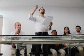 Luis Carlos Velásquez espera validación de firmas