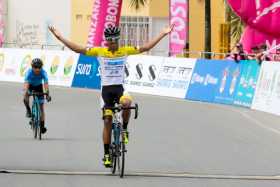 Ómar Mendoza ganó la etapa de la Vuelta a Colombia, que tiene nuevo líder