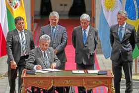 Los presidentes de Ecuador, Lenin Moreno; Colombia, Iván Duque; Chile, Sebastián Piñera, y Argentina, Mauricio Macri, firmaron e