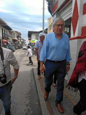 Paseo por la Abuela de Caldas