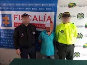 El sentenciado. No se muestra su cara para no revictimizar al menor de edad, que es de su familia.