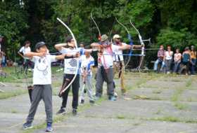 36 deportistas de Caldas, Tolima y Valle participaron en el Departamental de tiro con arco en el Bosque Popular. 