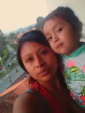 Foto | Autorizada por familia | LA PATRIA Claudia María Bueno Gañán, de 22 años, y su hija, Linda Nicol, de 3.