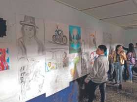 Plasmaron arte en dibujos en el colegio Santa Teresita, de San José