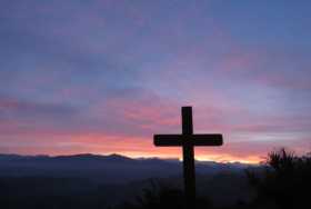 Recordando a Jesús Crucificado en el Día de la Santa Cruz