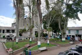 Actual parque de Bolívar de La Merced.