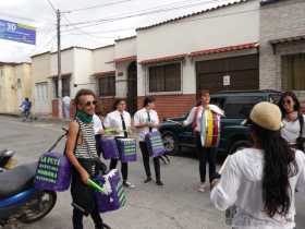 La comunidad LGTBI, de Chinchiná, conmemoró el Día Mundial en Contra de la Homofobia y Transfobia, con una marcha en la que exig