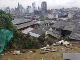  Este barranco, en el barrio Las Américas, preocupa a los vecinos.