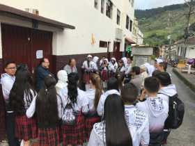 William Ospina invitó a pensar en comunidad en Manzanares 