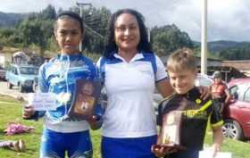 Yulieth Andrea Orozco y Ángel David Pareja, destacados por sus actuaciones en ciclismo. 