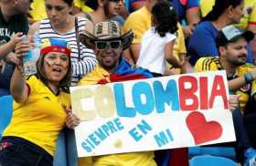 Los aficionados colombianos en Europa son fieles a la Selección. 