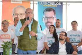 Luis Carlos Velásquez recibió ayer una nueva adhesión a su campaña a la Gobernación, la de Luis Guillermo Giraldo, que no contin