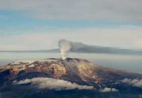 Actualizan planes de contingencia en municipios aledaños al Volcán Nevado del Ruiz