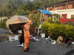 Por evadir el retén arrolló el puesto de control en Manzanares