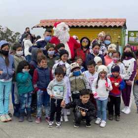Unos 150 regalos llegaron para alegrar la Navidad de los niños del Páramo.