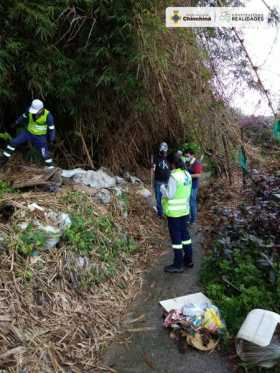 Limpian los barrios en Chinchiná