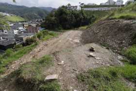 Ladera en el barrio La Sultana amenaza peligro. 