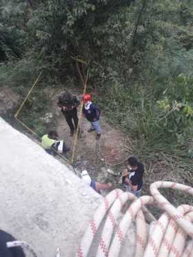 Venezolano rodó al abismo y pereció en Marmato