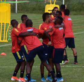 El seleccionado colombiano verá jugar hoy a sus rivales