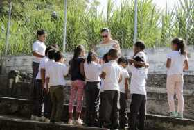 Bochorno escolar a orillas del río Cauca 
