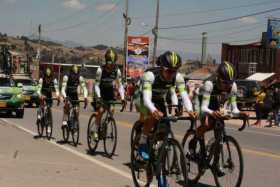 El ecuatoriano Jhónatan Caicedo es el primer líder del Tour Colombia