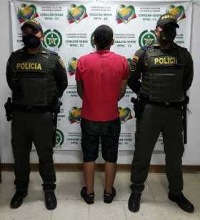 Apuñaló a su pareja en Viterbo y la tiene en cuidados intensivos