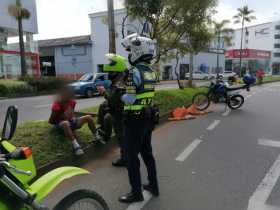 Detuvieron a supuesto ladrón de conos de la Avenida Santander