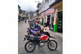 Motos hasta en los andenes en Pensilvania